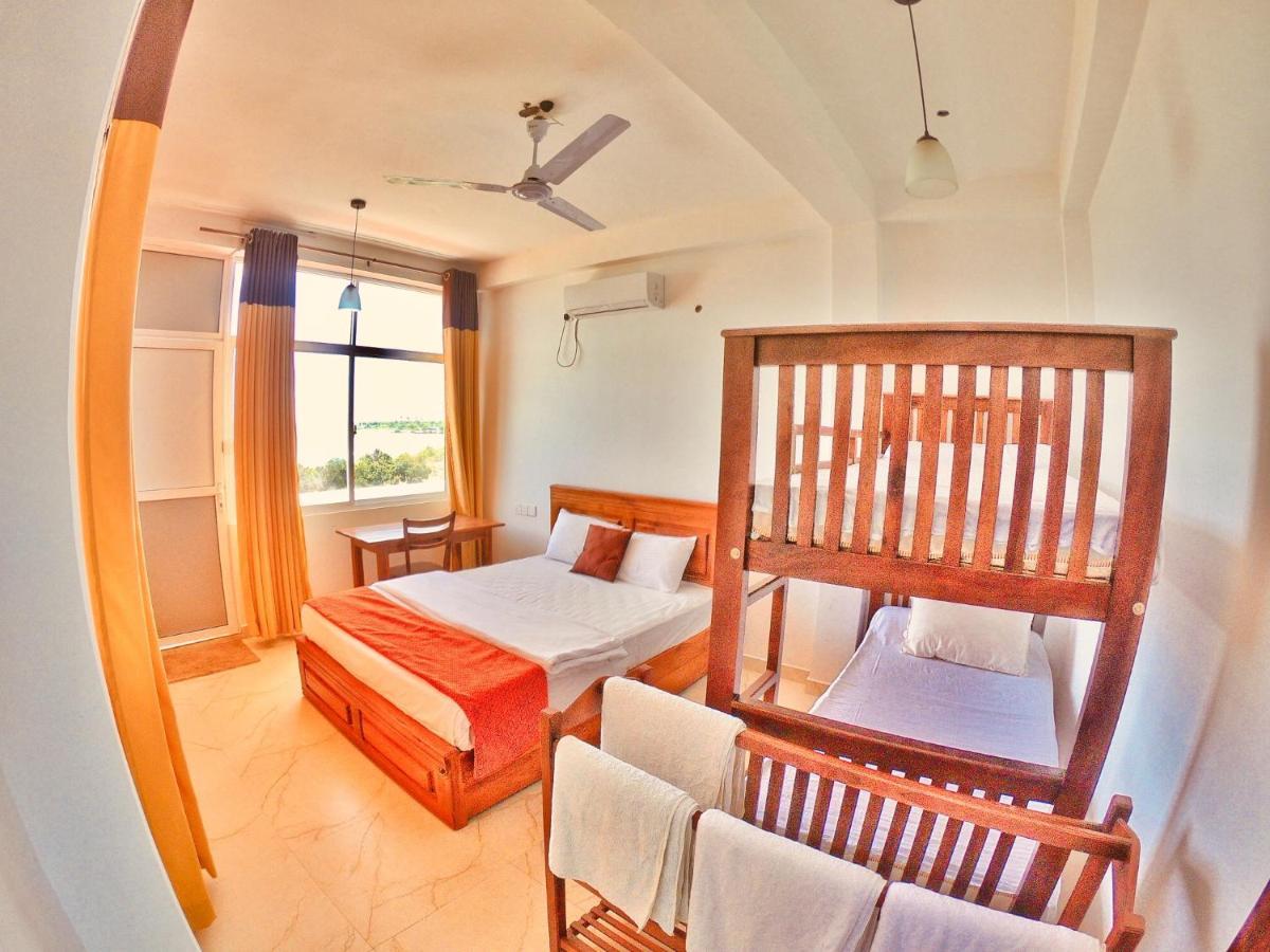Jungle Bay Resort Тринкомалі Екстер'єр фото